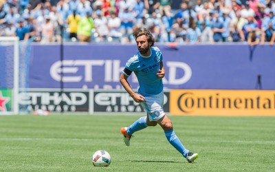 龙珠体育快讯-佐默更衣室庆祝视频曝光